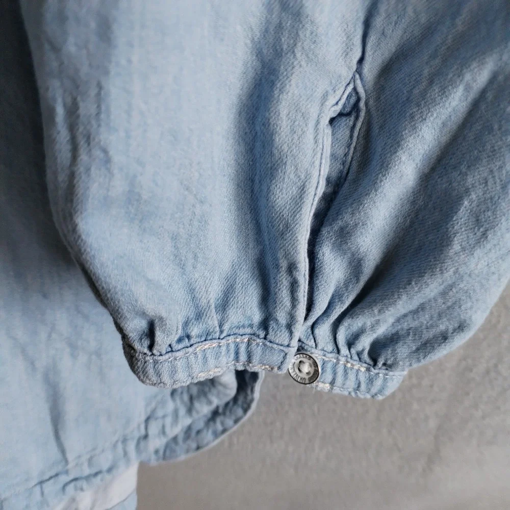 Universal Thread XL Light Wash Denim Top Button Up 3/4 Sleeve Gathered Peasant